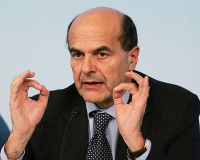 Articolo 18: Pierluigi Bersani avverte il governo, Robe da matti!