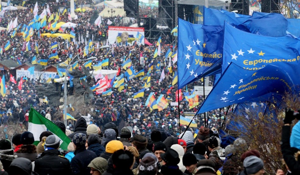 Ucraina: guerriglia a Kiev, morti negli scontri