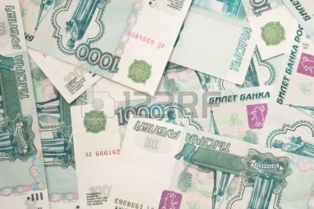 Divisa russa, la crisi causa nuovo crollo nel cambio su euro e dollaro