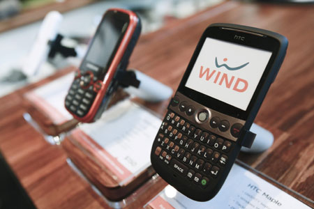 Offerta Wind Voce e Internet, chiamate e web a 8 euro al mese: data scadenza, costi e dettagli abbonamento