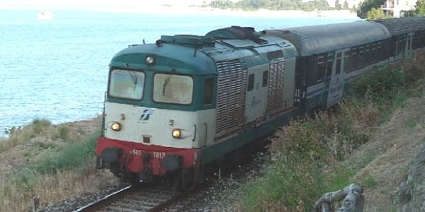 Scontro tra treni in Calabria, 2 feriti gravi