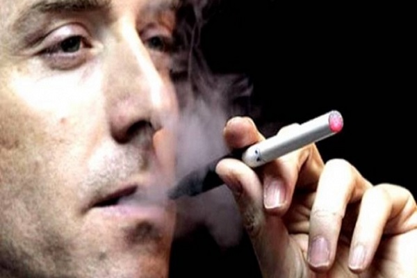 La sigaretta elettronica: è utile per smettere di fumare?