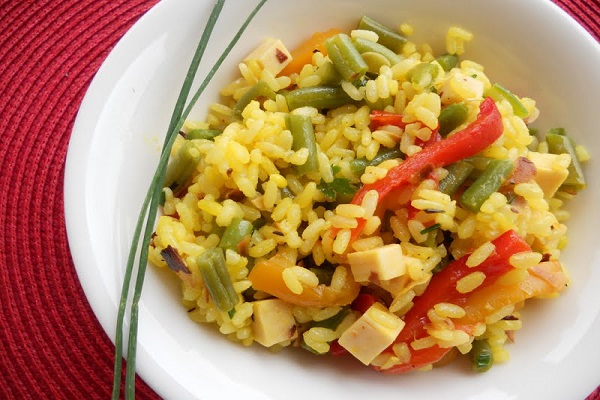 Insalata di riso giallo: ricetta per primi