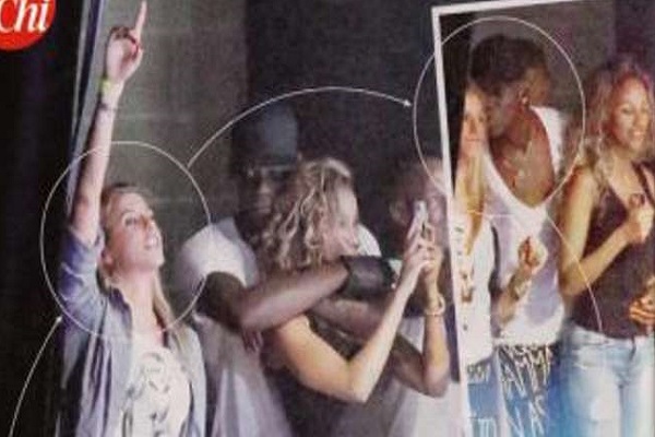 Mario Balotelli e Fanny Neguesha: siparietto hot al concerto di Emis Killa