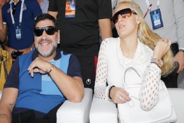 Maradona torna single e denuncia l’ex compagna
