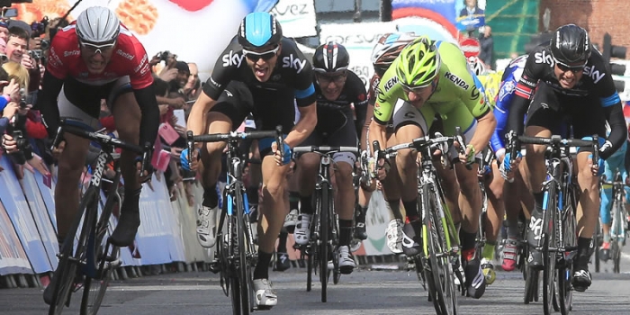 Giro d’Italia: trovata autobomba pronta ad esplodere nel mirino la corsa