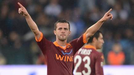 Calciomercato, Roma: Pjanic tentato da Barcellona e Psg