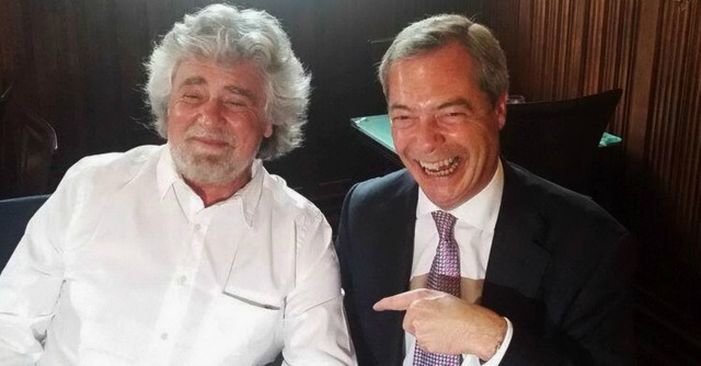 Beppe Grillo e Nigel Farage si uniscono per far guerra all’Europa