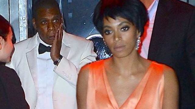 Jay Z picchiato dalla sorella di Beyoncè: lo scandalo è stato documentato!