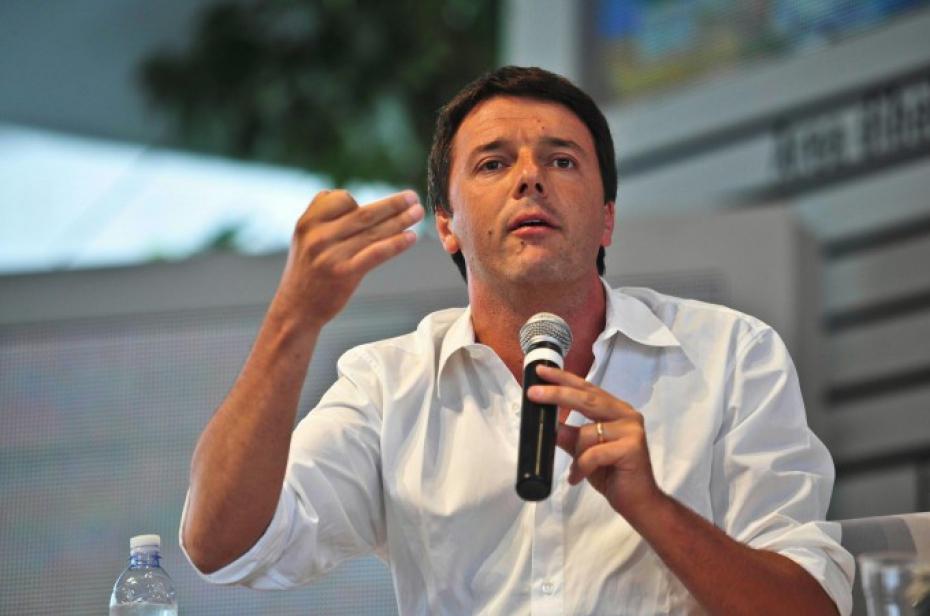 Renzi contro la burocrazia per creare lavoro