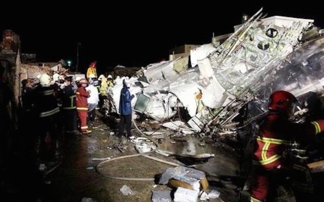 Taiwan, incidente aereo: atterraggio di fortuna per tifone Matmo