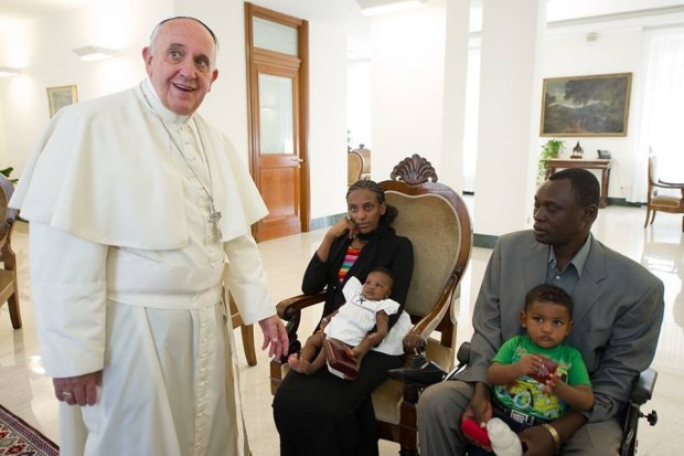 Dal Sudan a Roma: Meriam Ibrahim incontra Papa Francesco a S. Marta