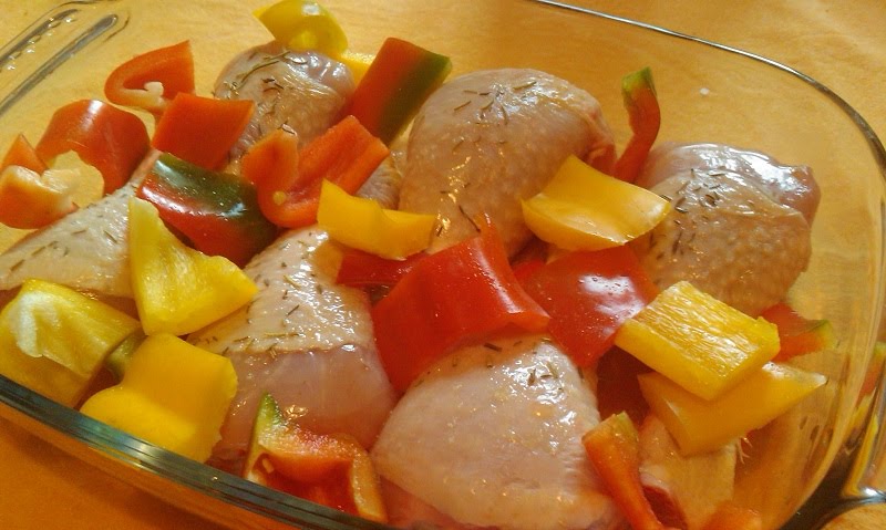 Pollo gustoso ai peperoni: ricetta light per un secondo piatto estivo