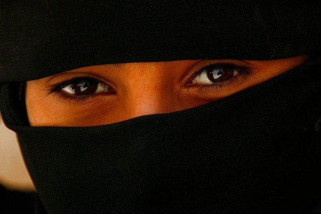Iraq, Isis: donne sequestrate, schiave o prigioniere di matrimoni imposti