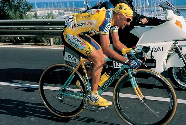 Aggiornamenti Marco Pantani: nuovi indizi e sospetti, strane telefonate