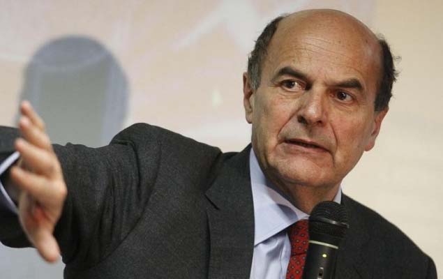 Articolo 18: Bersani in tv contro Renzi, riunione della minoranza PD