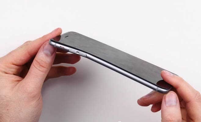 iPhone 6 Bendgate, iOS 8.0.1 e costi: gli aggiornamenti