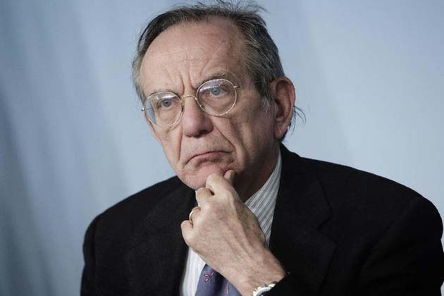 Pier Carlo Padoan: Pil negativo anche per il 2014