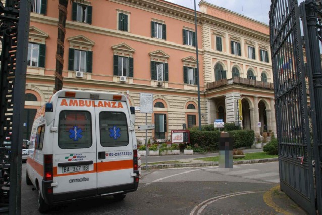 Roma, ospedale Umberto I: scoppiato incendio, sconosciute le cause