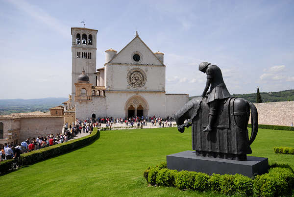 L’Italia festeggia San Francesco, patrono e protettore del paese