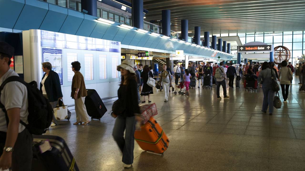 Aeroporto di Fiumicino, Roma: algerini in fuga, forse soldati Isis