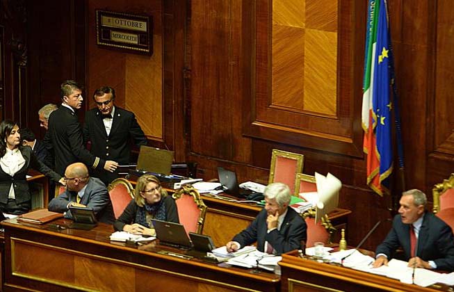 Jobs Act: caos al Senato, ma arriva la fiducia