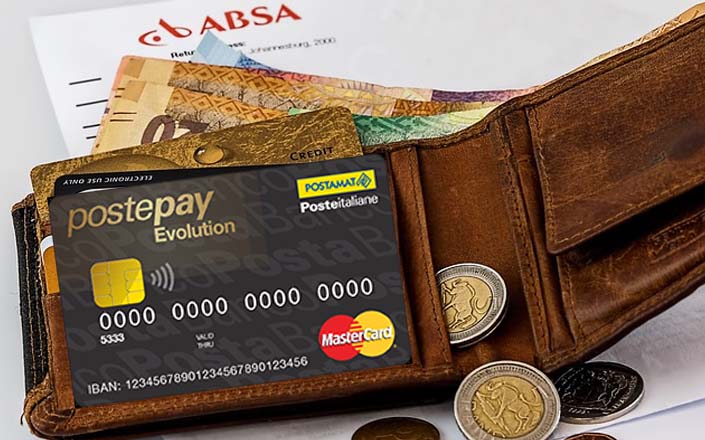 PostePay Evolution: la carta prepagata con Iban