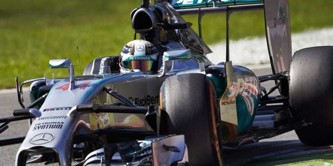F1 Abu Dhabi, libere: Hamilton davanti a Rosberg
