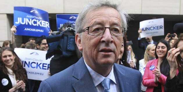 Juncker duro attacco a Renzi