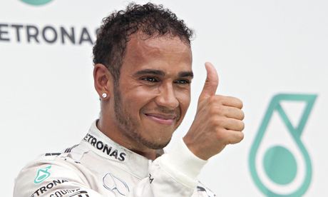 F1, è ancora Hamilton! Seconda la Ferrari di Raikkonen