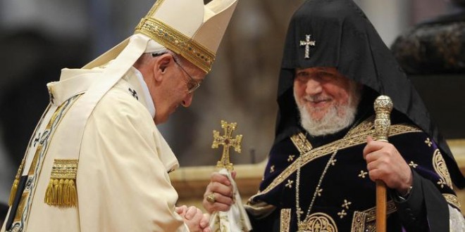 Papa Francesco ricorda il massacro armeno, Turchia convoca ambasciatore ad Ankara