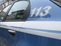 Roma: auto travolge passanti, arrestata 17enne