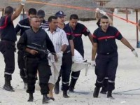 Attentato in Tunisia: 27 i morti, anche turisti