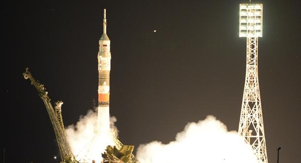 Soyuz: i tre astronauti arrivati sull’Iss, attracco con suspense