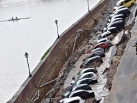 Firenze, voragine Lungarno. Città senza acqua