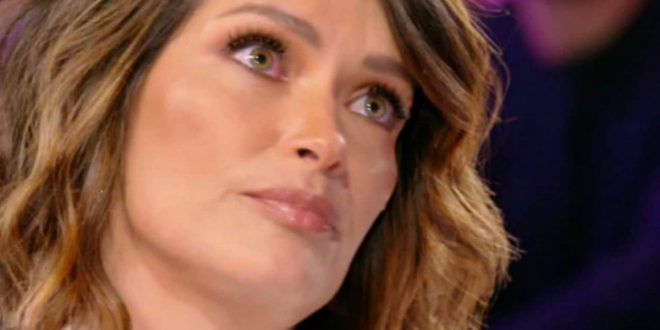 Fernanda Lessa e i problemi social di Luca Zocchi